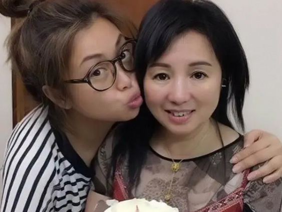 梅小惠情路唏嘘