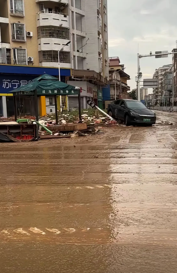 广东怀集洪水肆虐却无人问津