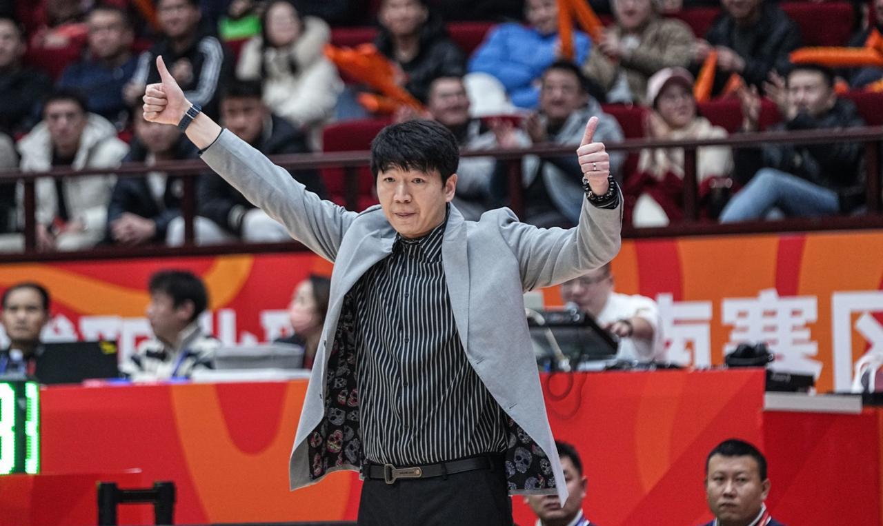 山东青春风暴！马延东18分领衔新星闪耀