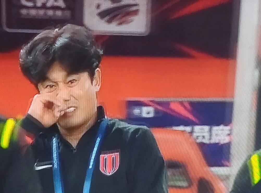 泰山崩盘！1