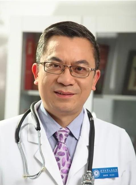 院士称献血400毫升无害遭网友反问