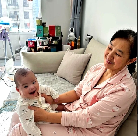 饼干渣里的幸福账本
