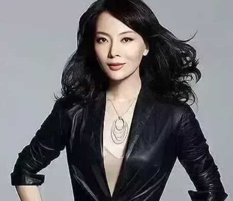 冯小刚拍《集结号》换角内幕