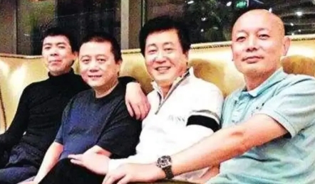 《5万块被扔出门外