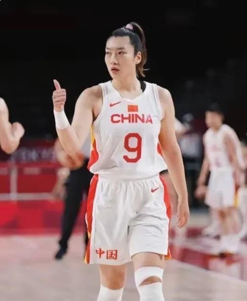 30岁李梦遭国家队边缘化