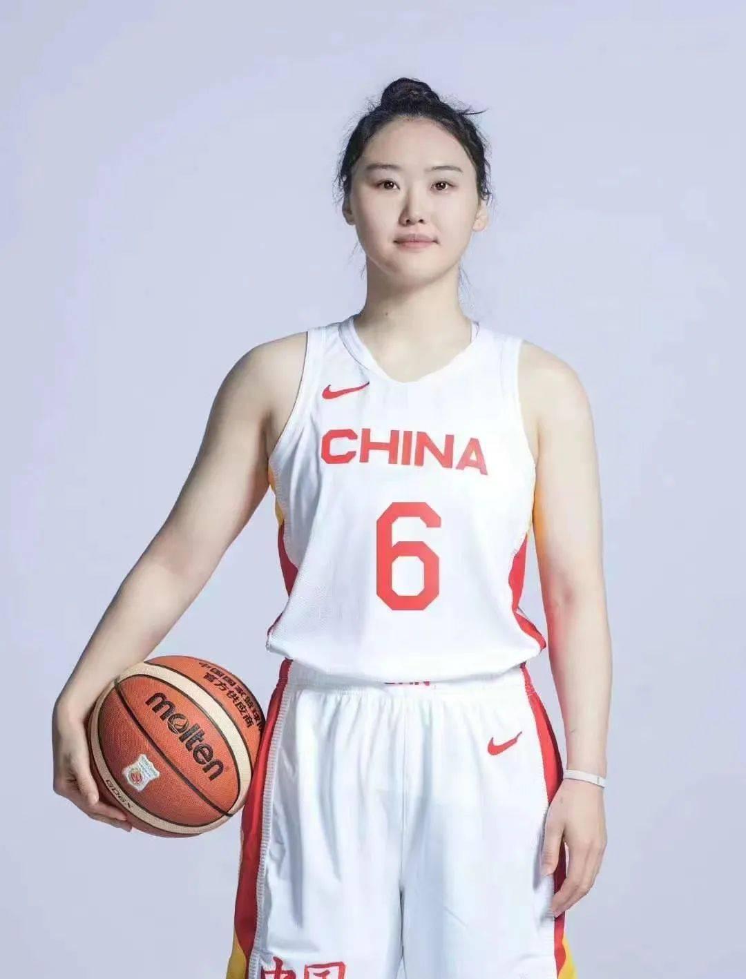 《李梦亚洲杯除名风波