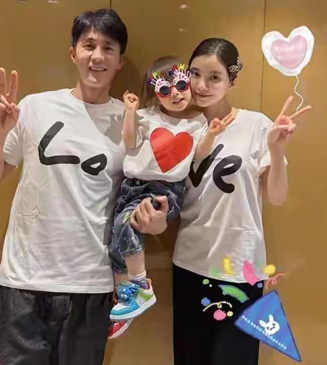 那道剖腹产疤痕是母爱的勋章！王灿晒产后真实疤痕自述心路历程