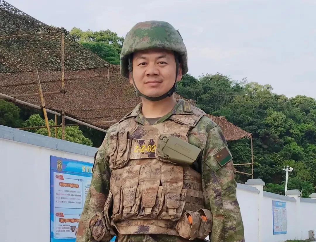 军人张伟生死一跪震撼全网