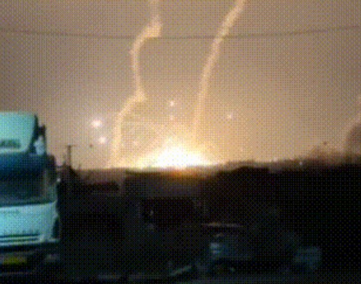 惊爆！以军防空导弹离奇掉头自爆弹药库