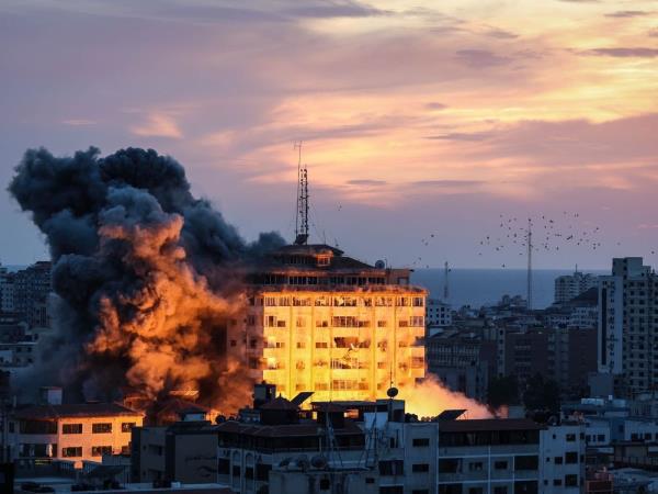 An Israeli strike destroys the Palestine Tower